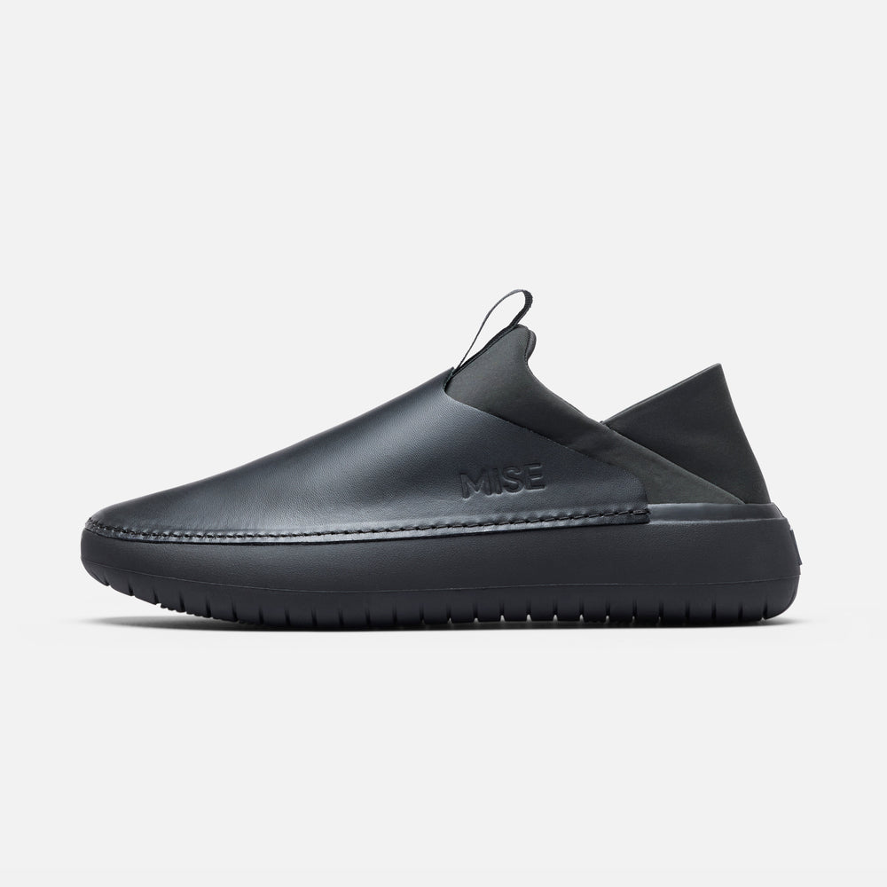 The Standard: Slip-Resistant Kitchen Shoes For Culinary Professionals – MISE