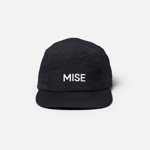 MISE Run Hat in black: performance 5-panel cap for chefs made from breathable recycled polyester with mesh panels for ventilation